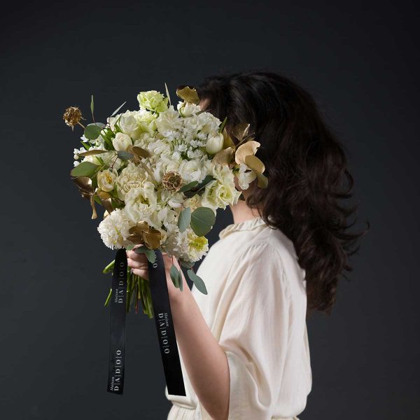 Buchet flori By the light of the moon